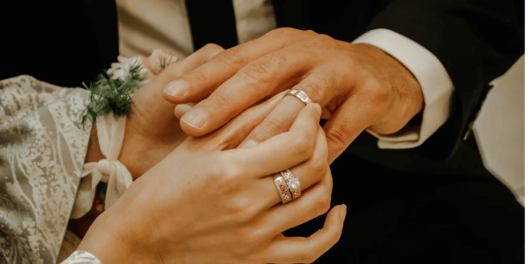 แหวนแต่งงาน ใส่ข้างไหน